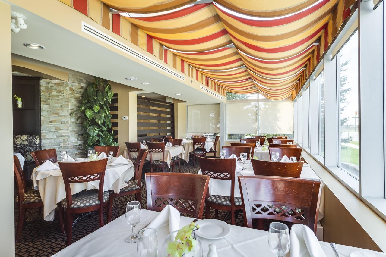 Monte Carlo Inn Vaughan Suites Eksteriør bilde