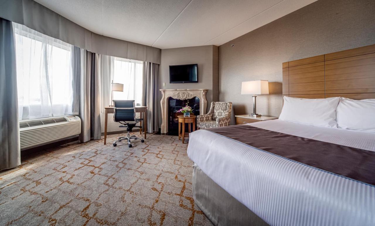 Monte Carlo Inn Vaughan Suites Eksteriør bilde